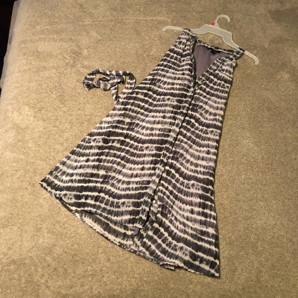 Dress - Picture 2 of 7